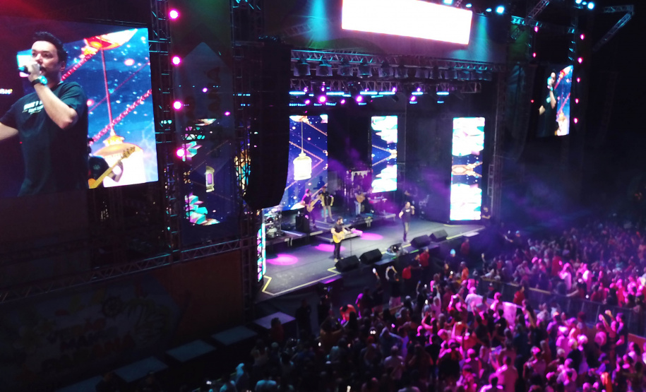 João Bosco e Vinícius em Matinhos