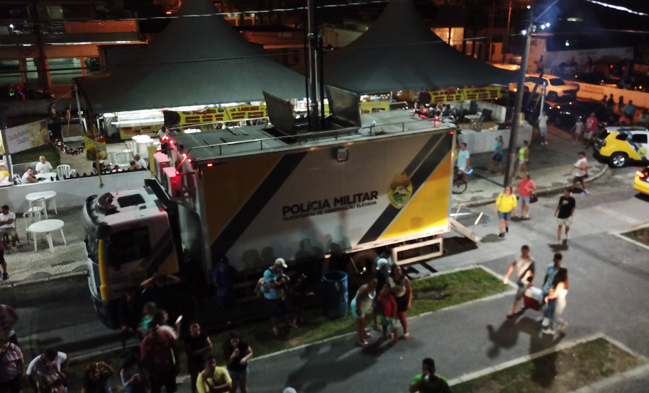 João Bosco e Vinícius em Matinhos