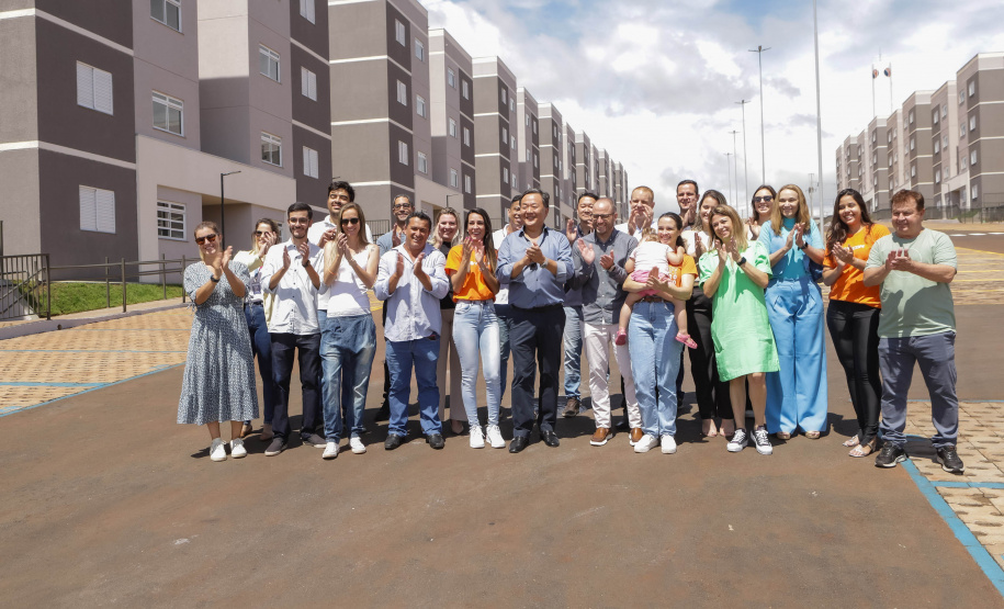 Londrina, 25 de fevereiro de 2023 - Entrega das chaves do Residencial Solar di Ravello, com familias contempladas pelo programa Casa Fácil.