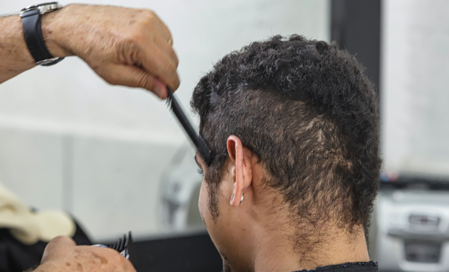 Paraná encerrou 2022 com alta de 4,4% no setor de serviços, aponta IBGE