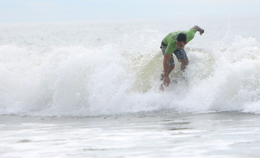Surf e Cross Games movimentam o fim de semana esportivo do Verão Maior Paraná