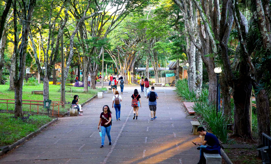 Universidades estaduais do Paraná abrem 4.842 vagas para ingresso pelo Sisu do primeiro semestres de 2023