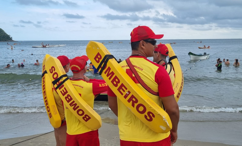 Corpo de Bombeiros faz mais de 150 mil ações preventivas durante o Verão Maior Paraná