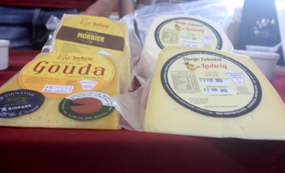 Agroindústria e artesãos assistidos pelo IDR-Paraná ganham espaço exclusivo no Show Rural 2023