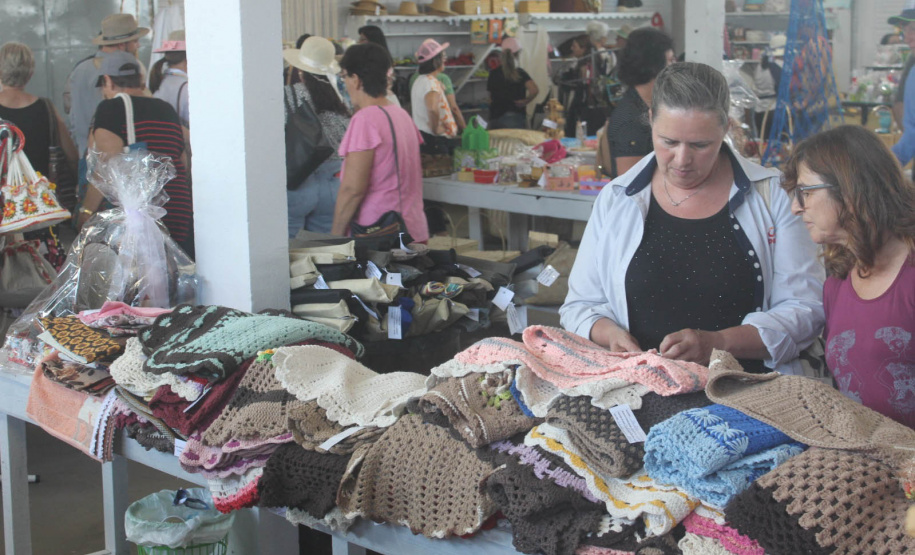 Agroindústria e artesãos assistidos pelo IDR-Paraná ganham espaço exclusivo no Show Rural 2023