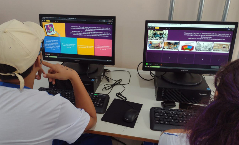 Alunos e professores da rede estadual ganham plataforma para lição de casa