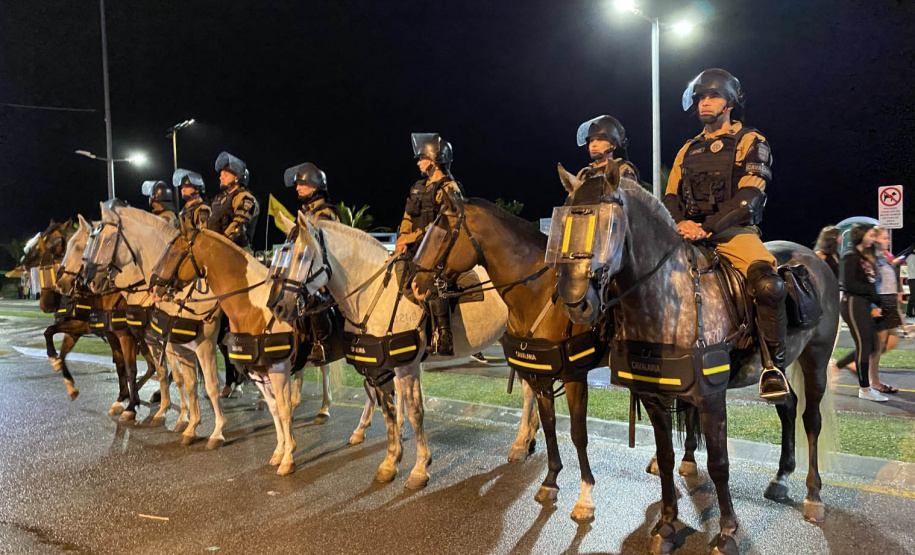Com reforço de especializadas, Polícia Militar leva mais segurança aos foliões no Litoral