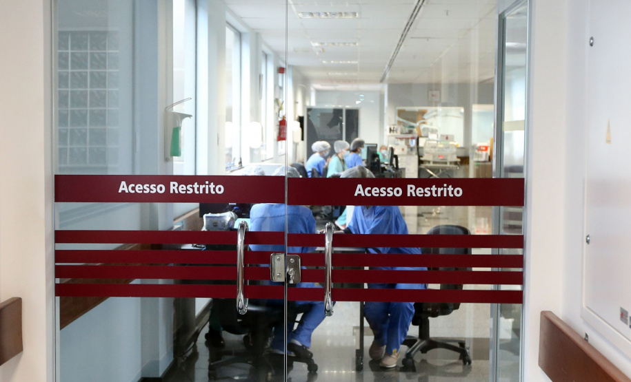 Há três anos, Paraná confirmava os primeiros casos de Covid-19 e iniciava batalha pela saúde