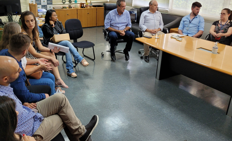 Secretários municipais e técnicos se reuniram com a equipe do Instituto Água e Terra para avançar em soluções para os aterros sanitários