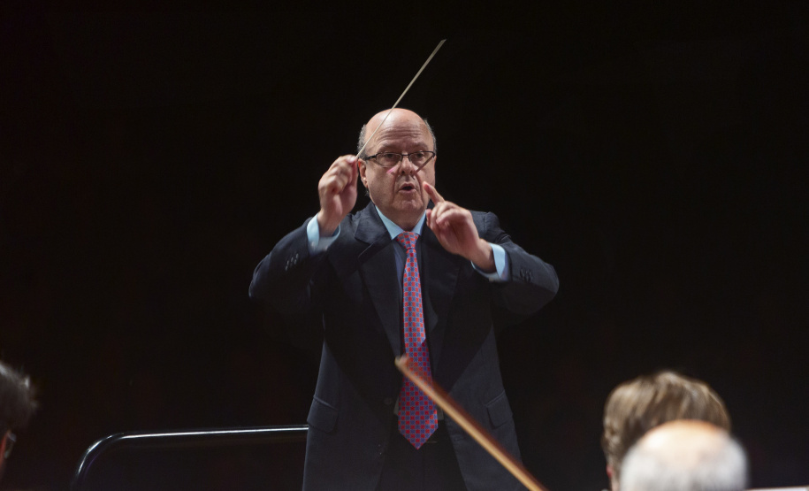 Orquestra Sinfônica do Paraná no Guairão