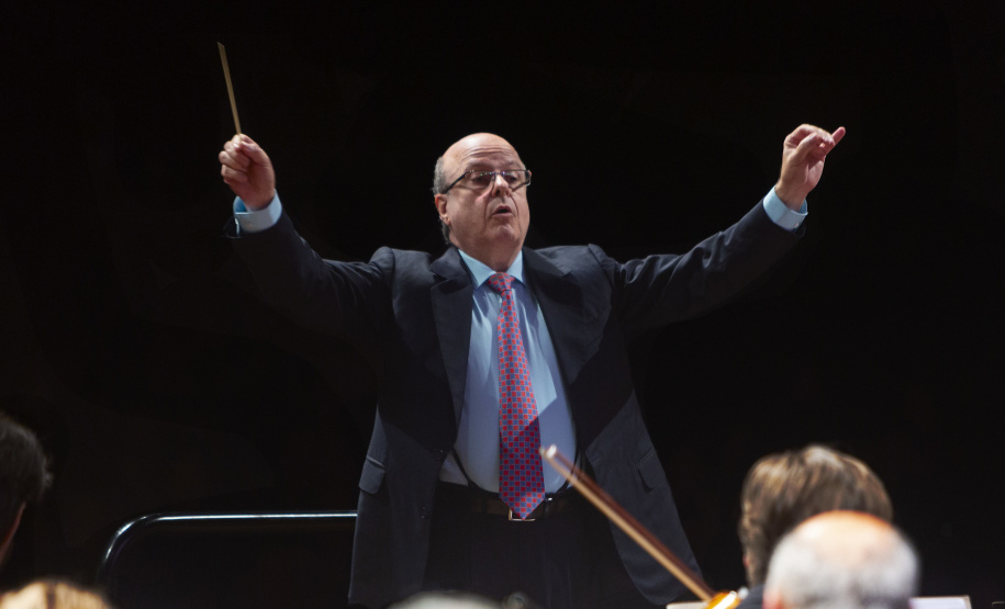 Orquestra Sinfônica do Paraná no Guairão