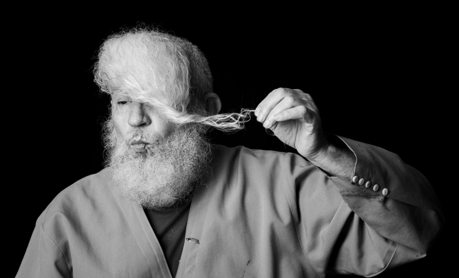 Exposição conjunta de Efigênia Rolim e Hélio Leites é  prorrogada no MAC-PR