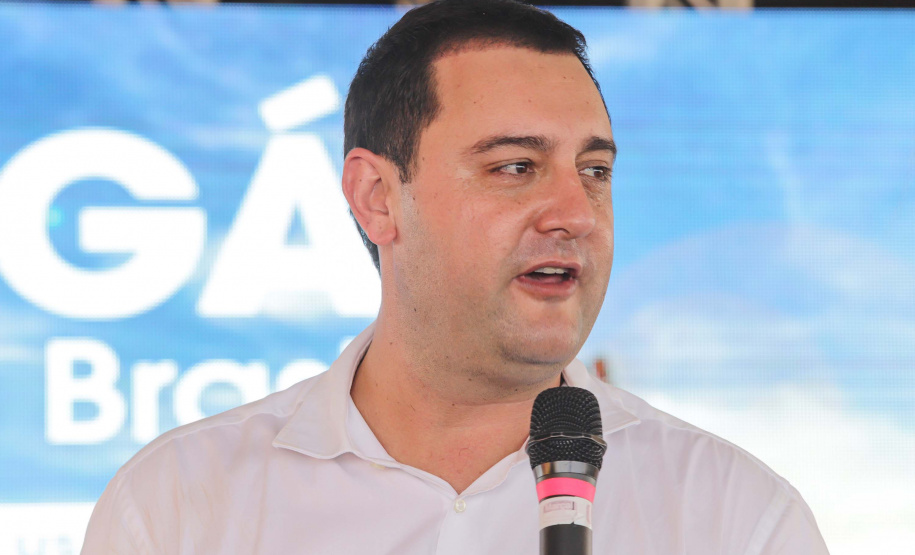 O governador Carlos Massa Ratinho Junior anunciou o início da usina fotovoltaica no aeroporto de Maringá.