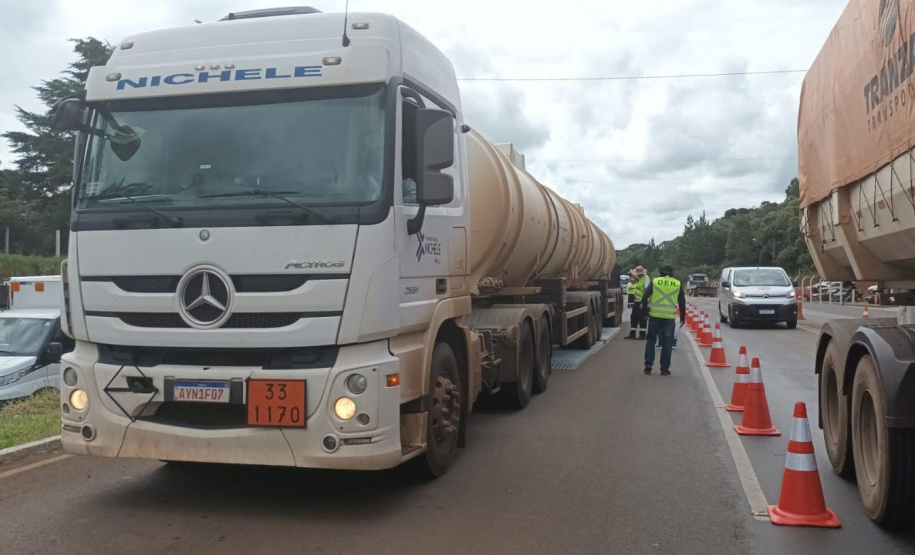 DER ativa balança de fiscalização de cargas em Guarapuava