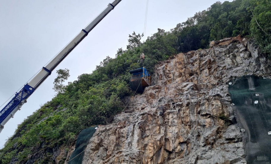 Obra do DER no km 41 da BR-277 chega a 70% de execução neste final de semana