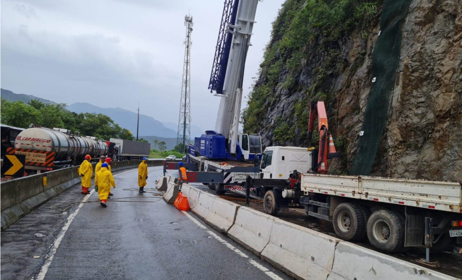Obra do DER no km 41 da BR-277 chega a 70% de execução neste final de semana