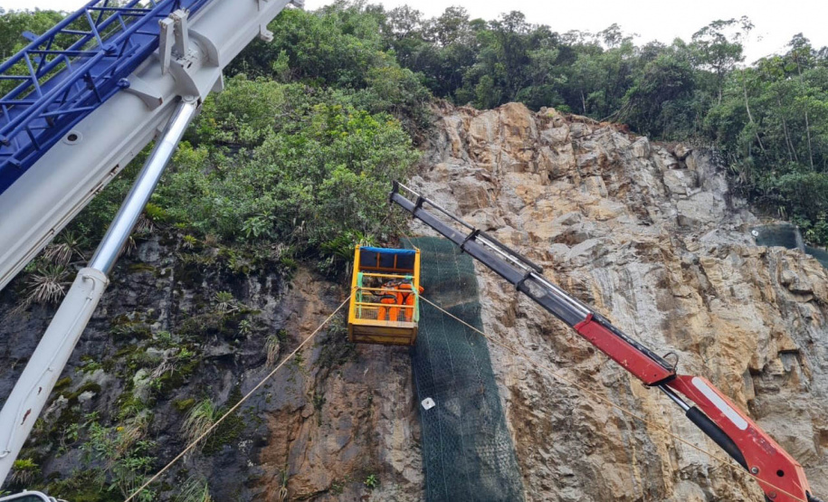 Obra do DER no km 41 da BR-277 chega a 70% de execução neste final de semana