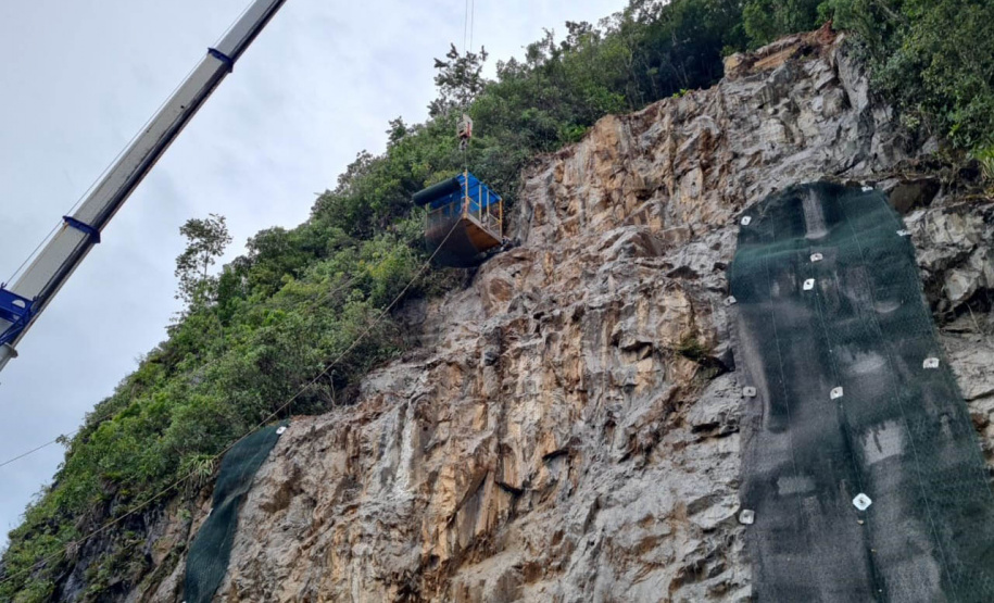 Obra do DER no km 41 da BR-277 chega a 70% de execução neste final de semana