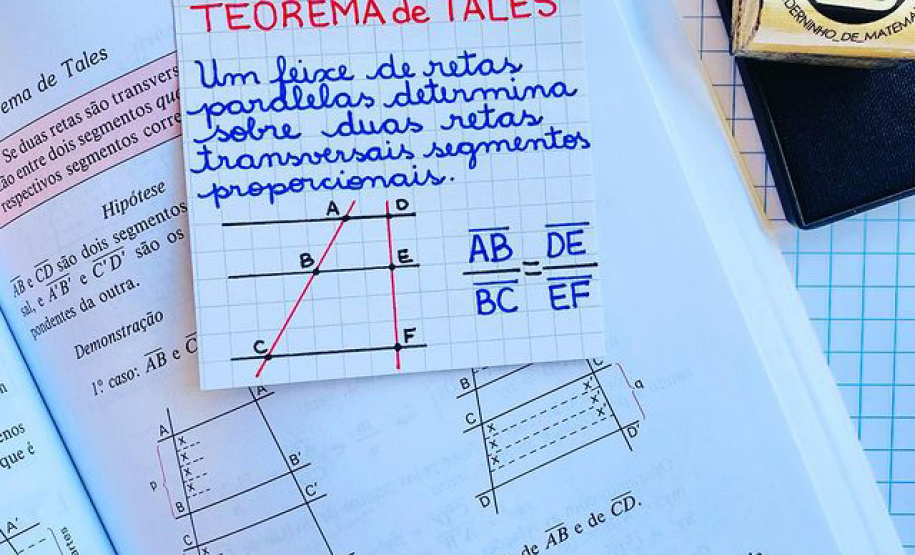 Com projeto “Caderninho de Matemática”, professora da rede estadual produz conteúdo para alunos e professores de todo o Brasil
