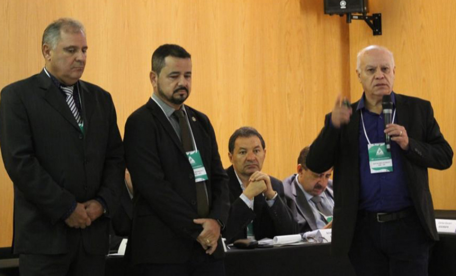 Diretor-presidente do IDR-Paraná é eleito para presidir a Asbraer