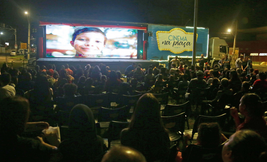 Cinema na Praça Curitiba