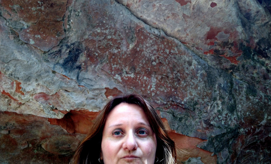 Do sonho de menina a quatro décadas de carreira no MUPA: a história da arqueóloga Cláudia Parellada