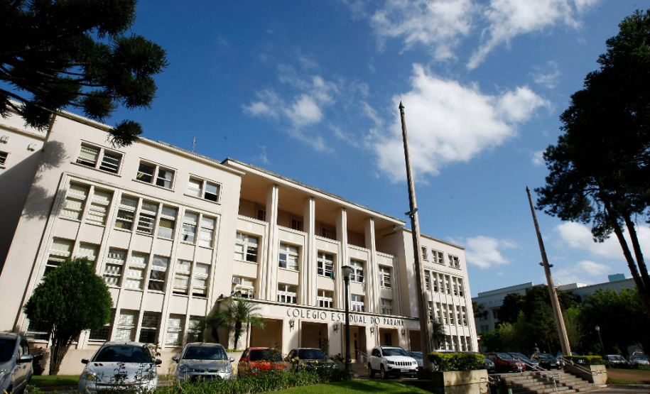 Escolinha de Arte do Colégio Estadual do Paraná integra o Festival de Curitiba