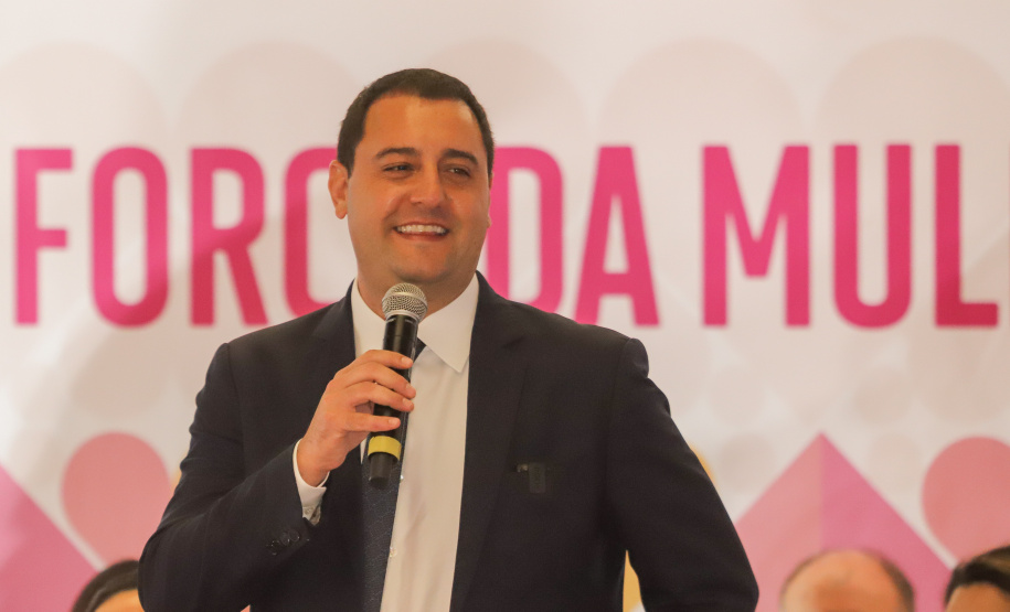 O governador Carlos Massa Ratinho Junior sancionou nesta terça-feira (21) a criação do Fundo Estadual dos Direitos da Mulher (FEDIM/PR).