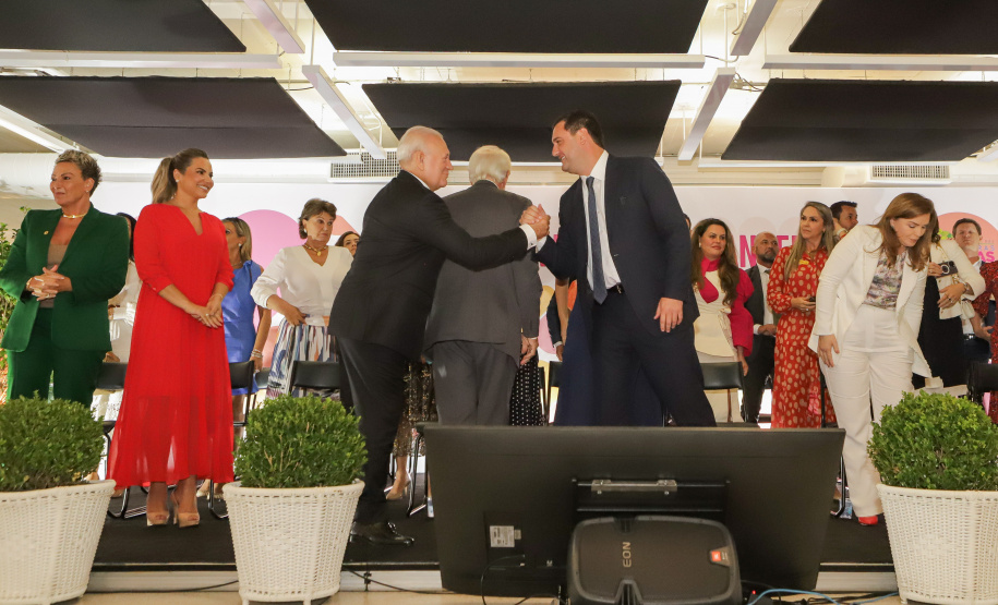 O governador Carlos Massa Ratinho Junior sancionou nesta terça-feira (21) a criação do Fundo Estadual dos Direitos da Mulher (FEDIM/PR).
