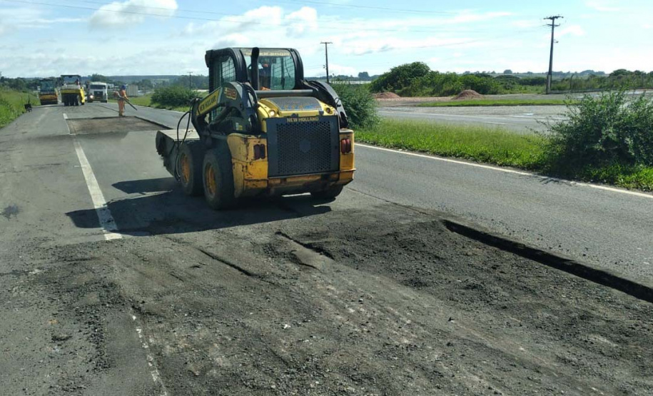 DER/PR recupera rapidamente quedas de barreiras em rodovia nos Campos Gerais