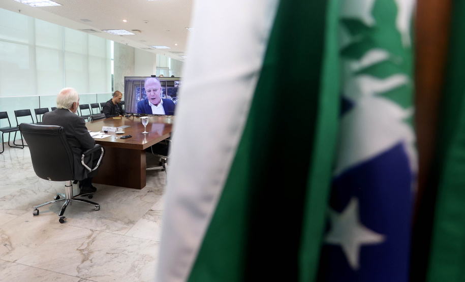 O governador em exercício Darci Piana participou da reunião consórcio Brasil Verde