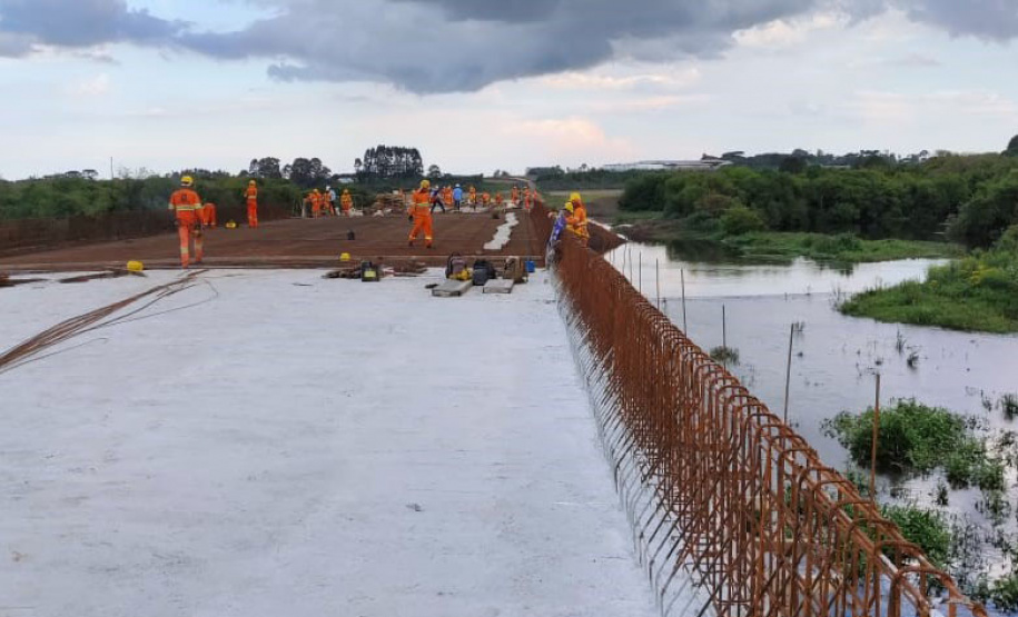 Novo contorno de Castro deve entregar ponte em breve