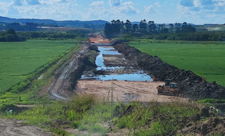 Novo contorno de Castro deve entregar ponte em breve