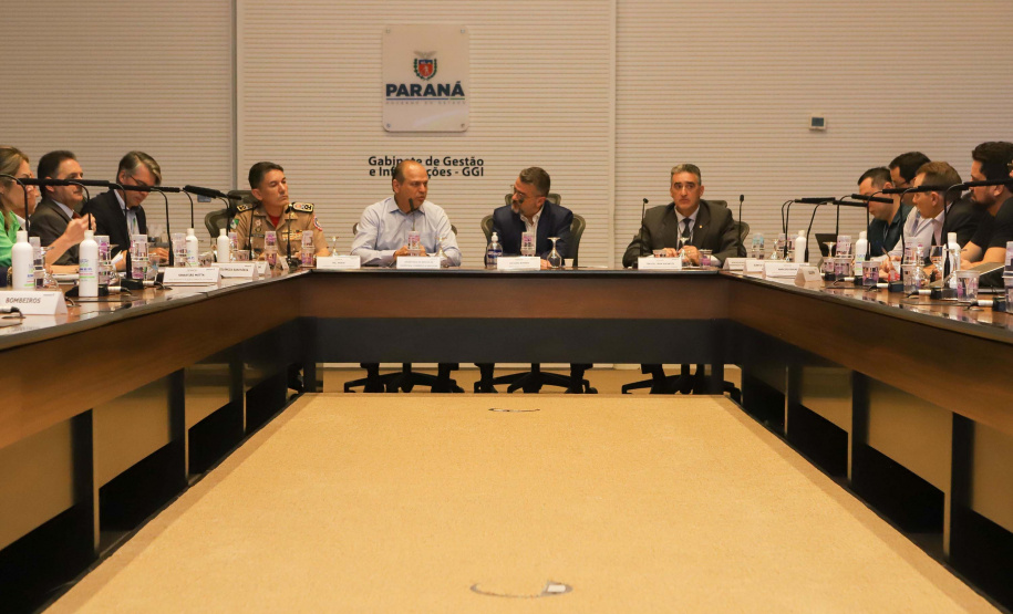 Programa Descomplica Paraná