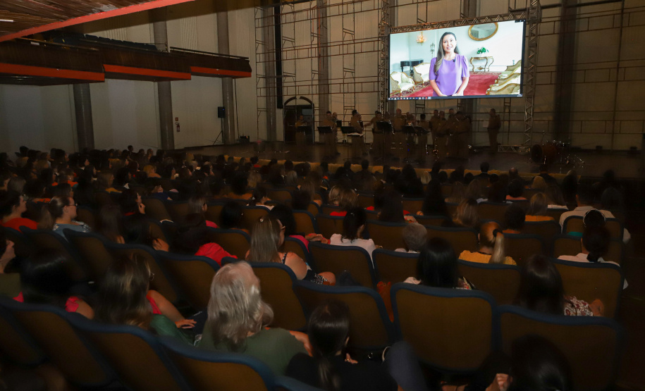 No Dia da Mulher, o governo do Paraná, por meio da Escola de Gestão, realizou homenagem no Canal da Música.