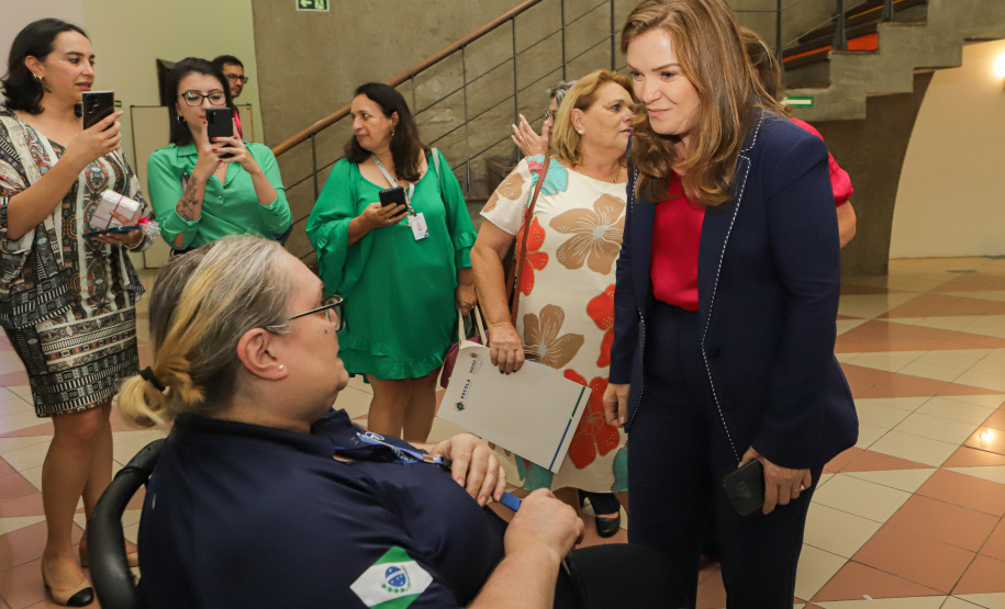No Dia da Mulher, o governo do Paraná, por meio da Escola de Gestão, realizou homenagem no Canal da Música.