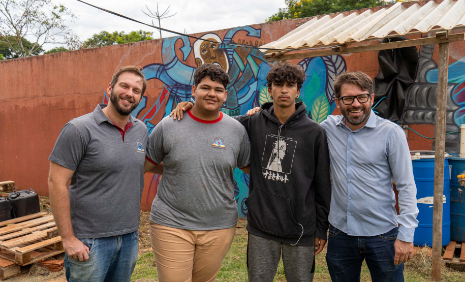 Colégio de Foz do Iguaçu produz biogás e ensina sustentabilidade a partir de projeto universitário
