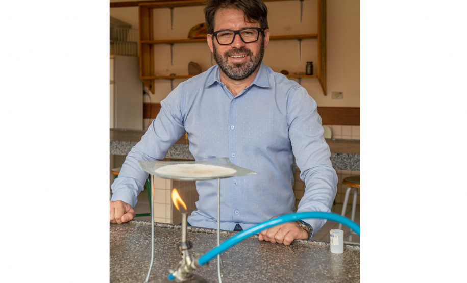 Colégio de Foz do Iguaçu produz biogás e ensina sustentabilidade a partir de projeto universitário