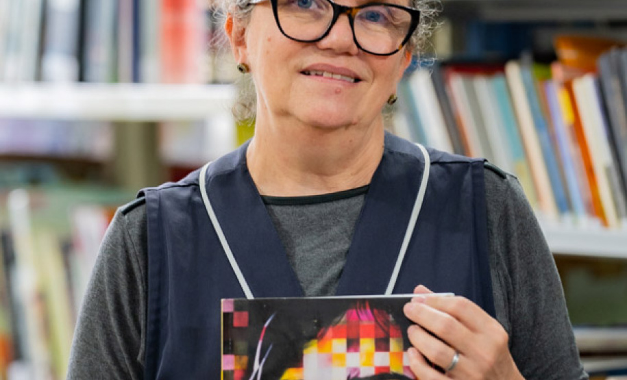 Atividade simula censo habitacional e ensina lição de cidadania em escola da rede estadual, em Curitiba