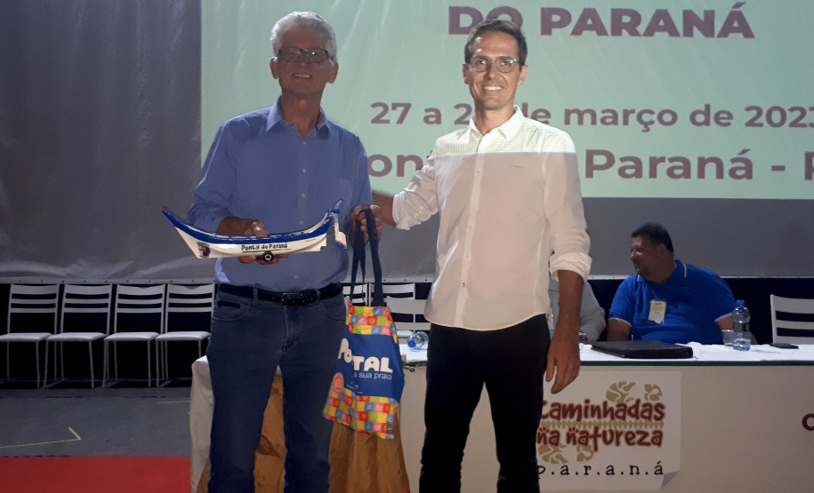 4º Encontro de Organizadores de Caminhadas da Natureza, iniciado nesta segunda-feira (27) e que se estende até quarta (29), em Pontal do Paraná