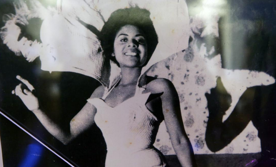 Exposição e peça rememoram a atriz Odelair Rodrigues