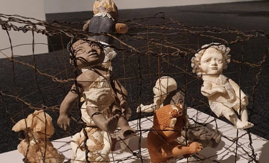 exposição “Fora das Sombras: Novas Gerações do Feminino na Arte Contemporânea