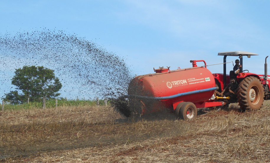 Pesquisa do IDR-Paraná auxilia na utilização de dejetos animais como fertilizante