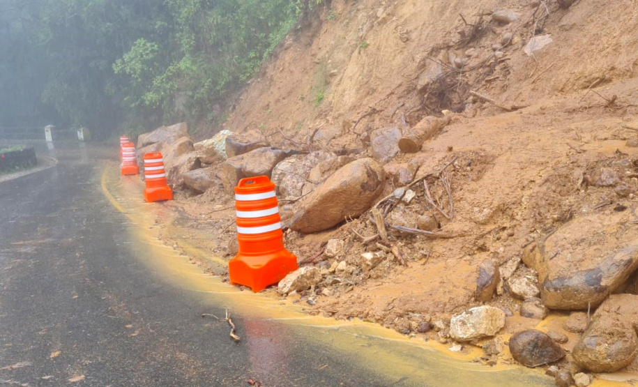 Estrada da Graciosa está interditada devido às chuvas