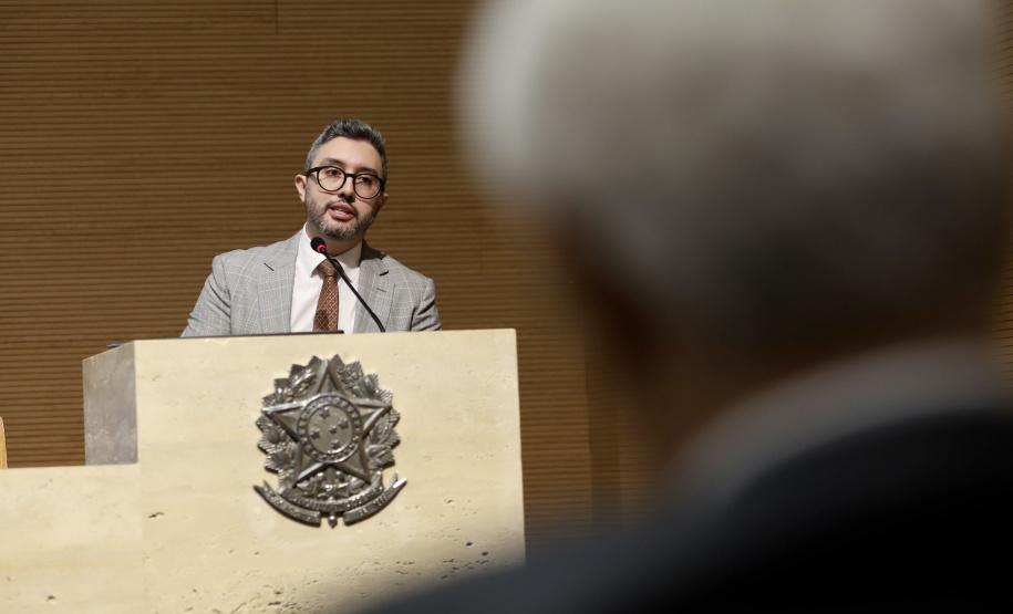 Paraná apresenta proposta de modelo de concessão portuária em evento da OAB-SP