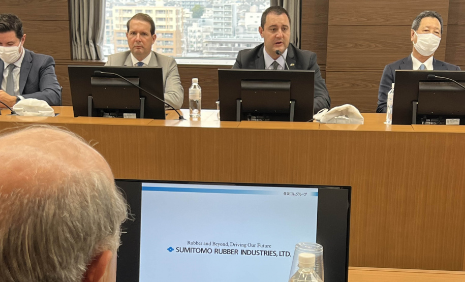 Governador anuncia novo investimento de R$ 1 bilhão da Sumitomo no Paraná