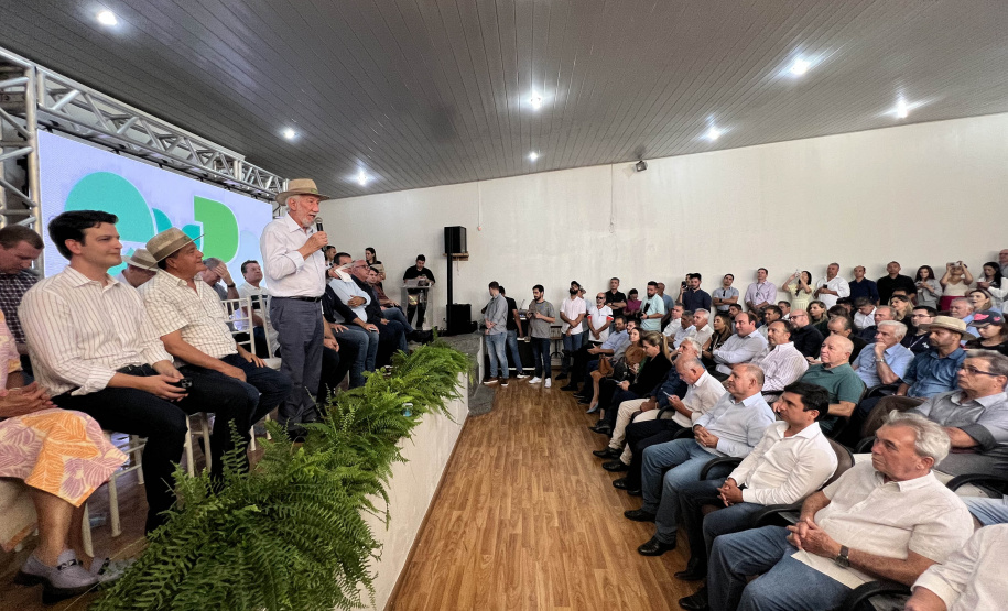 Com foco na sustentabilidade, IDR-Paraná recebe mais de 900 pessoas na ExpoParanavaí