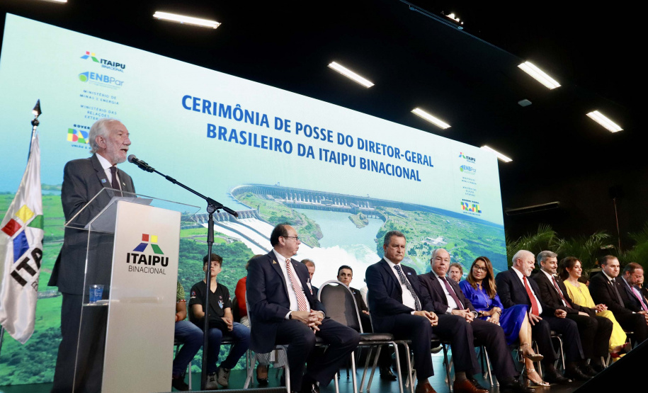 GOVERNADOR EM EXERCÍCIO - FOZ