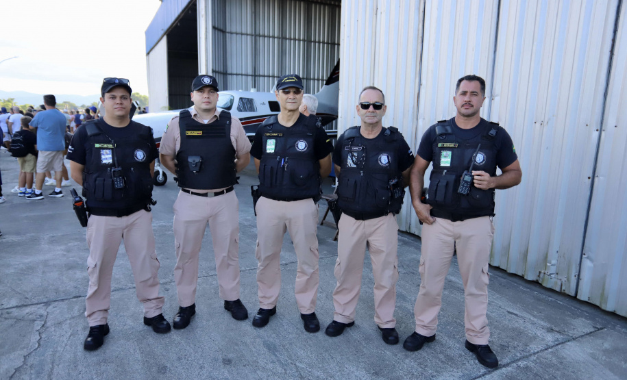Porto de Paranaguá celebra 88 anos com passeio ciclístico e show da Esquadrilha da Fumaça