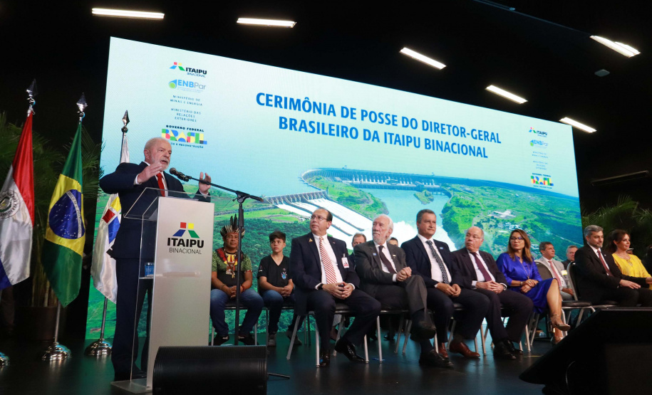 GOVERNADOR EM EXERCÍCIO - FOZ